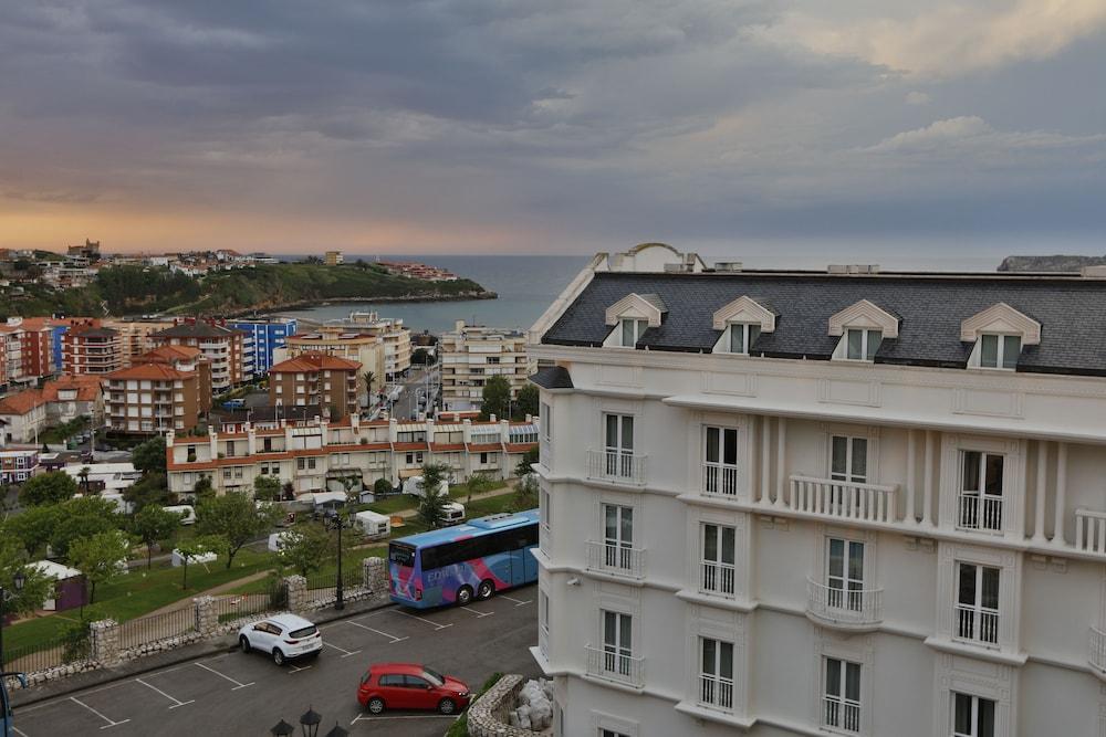 Gran Hotel Suances Exteriör bild